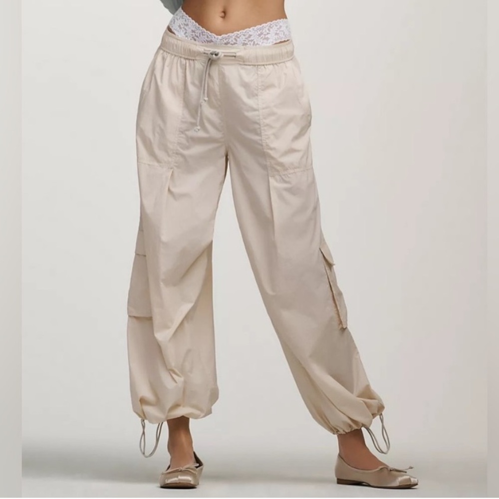 Anthropologie Daily Practice Base Jump Parachute Pants Cargo Medium Beige White